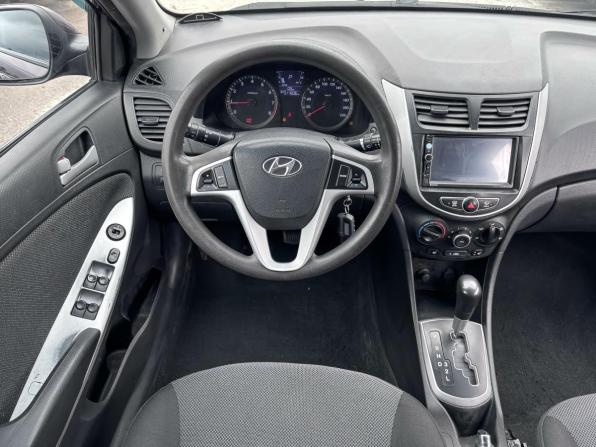 Hyundai Solaris I с пробегом 2013 года, цена 538 000 рублей, 311606 км, седан, Автокод Объявления