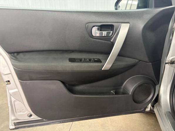 Nissan Qashqai I Рестайлинг с пробегом 2010 года, цена 1 047 000 рублей, 198594 км, внедорожник, Автокод Объявления