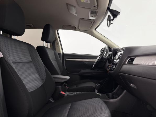 Mitsubishi Outlander III Рестайлинг 2 с пробегом 2015 года, цена 1 890 000 рублей, 113506 км, внедорожник, Автокод Объявления