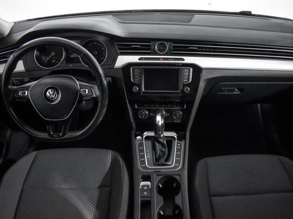 Volkswagen Passat B8 с пробегом 2017 года, цена 1 550 000 рублей, 215279 км, седан, Автокод Объявления