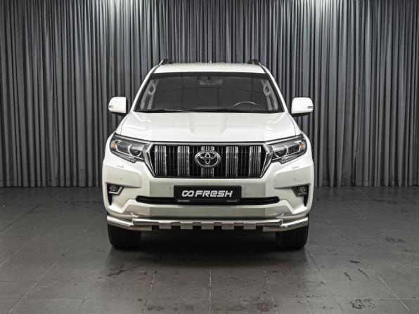 Toyota Land Cruiser Prado 150 Series Рестайлинг 2 с пробегом 2019 года, цена 6 869 000 рублей, 46561 км, внедорожник, Автокод Объявления