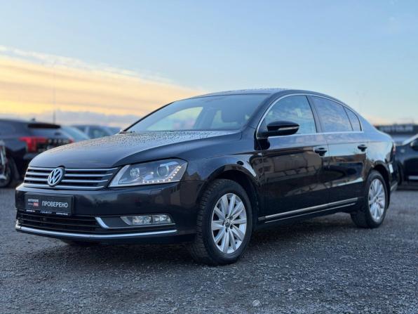 Volkswagen Passat B7 с пробегом 2013 года, цена 880 000 рублей, 280000 км, седан, Автокод Объявления