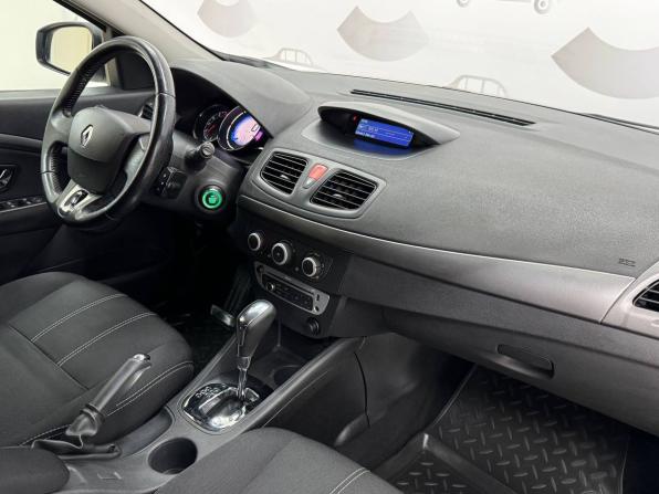Renault Megane III Рестайлинг 2 с пробегом 2014 года, цена 880 000 рублей, 161861 км, хэтчбек, Автокод Объявления