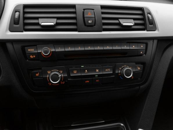 BMW 3 серии VI (F3x) с пробегом 2014 года, цена 1 330 000 рублей, 227099 км, седан, Автокод Объявления