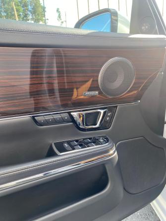 Jaguar XJ IV (X351) Рестайлинг с пробегом 2016 года, цена 3 954 000 рублей, 41953 км, седан, Автокод Объявления