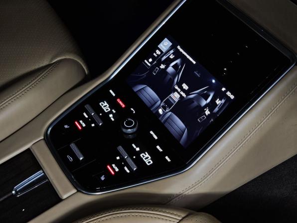Porsche Panamera II с пробегом 2017 года, цена 4 995 000 рублей, 124511 км, лифтбек, Автокод Объявления