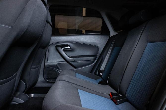 Volkswagen Polo V с пробегом 2013 года, цена 950 000 рублей, 175573 км, седан, Автокод Объявления