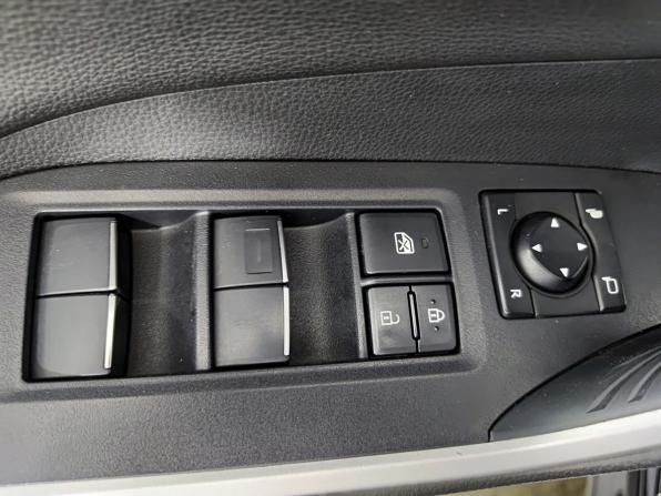 Toyota RAV4 V (XA50) с пробегом 2020 года, цена 3 050 000 рублей, 114025 км, внедорожник, Автокод Объявления