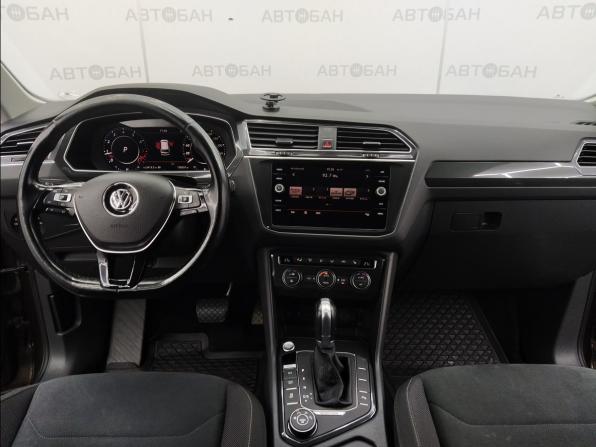 Volkswagen Tiguan II с пробегом 2017 года, цена 2 460 000 рублей, 130537 км, внедорожник, Автокод Объявления