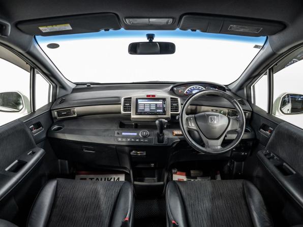 Honda Freed I Рестайлинг 2 с пробегом 2014 года, цена 1 215 000 рублей, 122112 км, компактвэн, Автокод Объявления