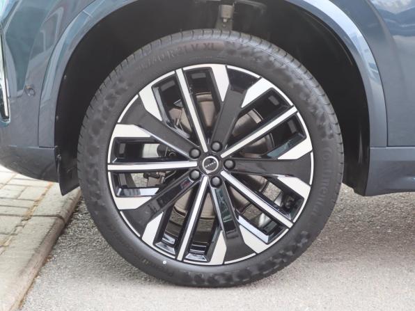 Volvo XC90 II Рестайлинг 2 с пробегом 2025 года, цена 10 790 000 рублей, 25 км, внедорожник, Автокод Объявления