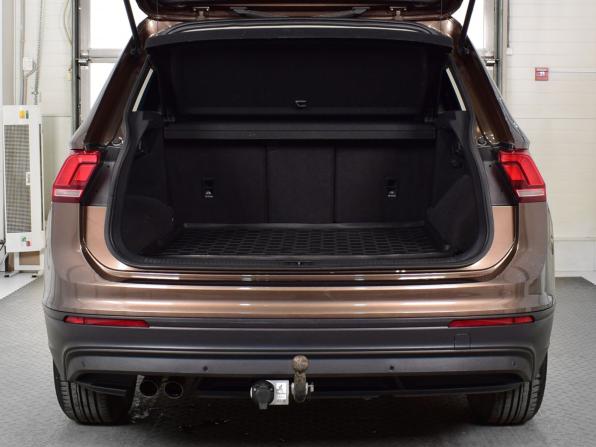 Volkswagen Tiguan II с пробегом 2019 года, цена 2 375 995 рублей, 62471 км, внедорожник, Автокод Объявления