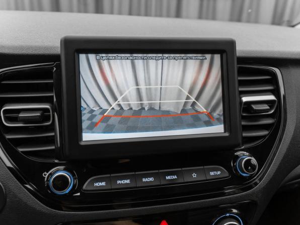 Hyundai Solaris II Рестайлинг с пробегом 2020 года, цена 1 670 000 рублей, 91788 км, седан, Автокод Объявления