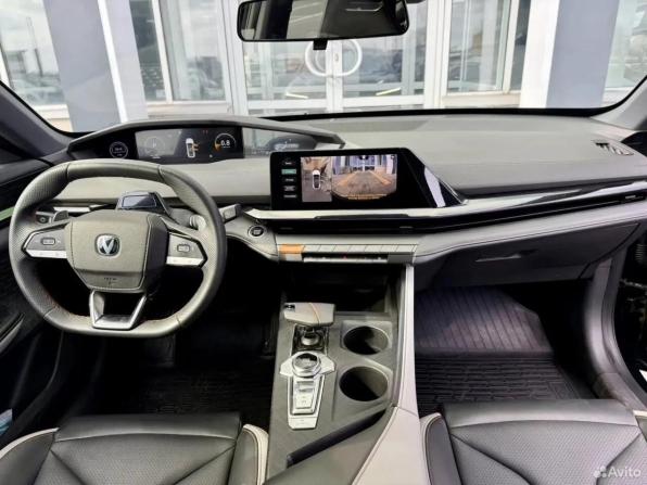 Changan UNI-V I с пробегом 2024 года, цена 2 150 000 рублей, 60000 км, лифтбек, Автокод Объявления