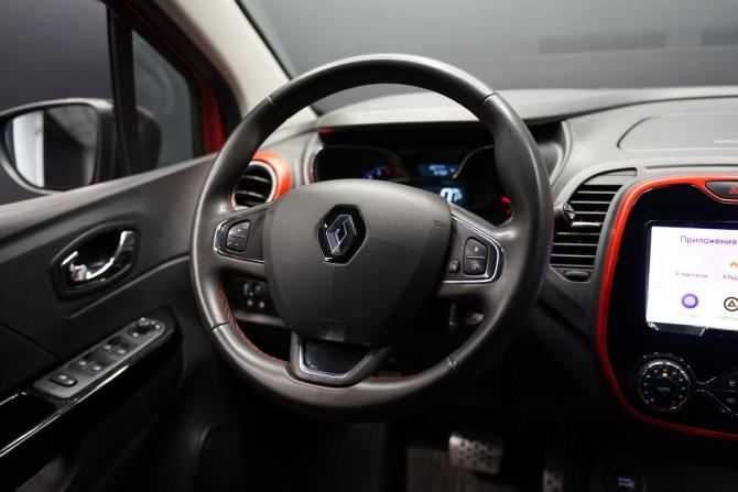 Renault Kaptur I с пробегом 2019 года, цена 1 430 000 рублей, 102000 км, внедорожник, Автокод Объявления