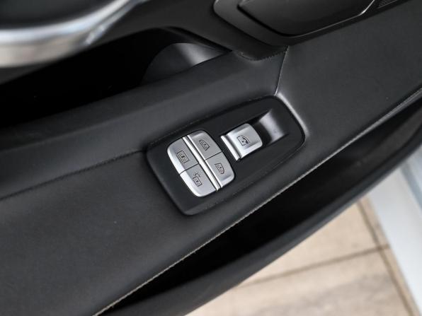 BMW 7 серии VI (G11/G12) с пробегом 2017 года, цена 2 620 000 рублей, 175844 км, седан, Автокод Объявления