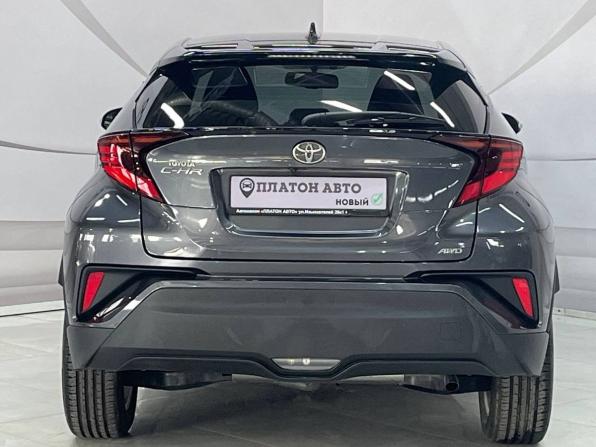 Новый Toyota C-HR I Рестайлинг 2022 года, цена 2 800 000 рублей, внедорожник, Автокод Объявления