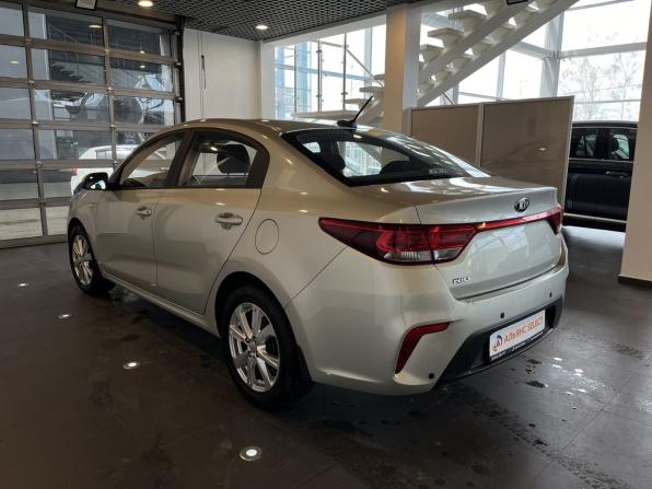 Kia Rio IV с пробегом 2020 года, цена 1 360 000 рублей, 98047 км, седан, Автокод Объявления