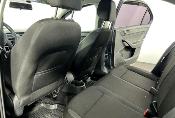 Skoda Rapid I с пробегом 2015 года, цена 970 000 рублей, 88771 км, лифтбек, Автокод Объявления