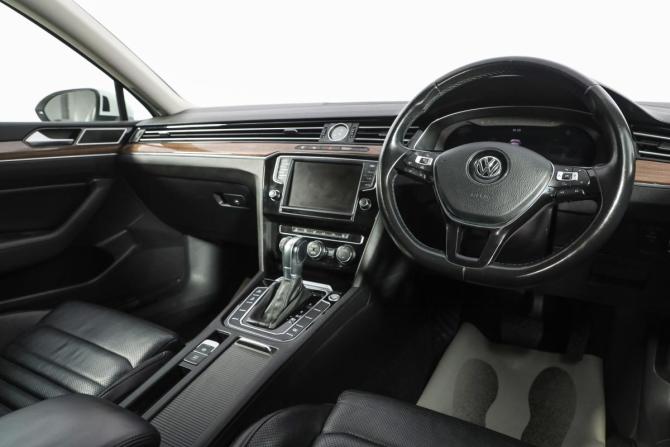 Volkswagen Passat B8 с пробегом 2016 года, цена 1 899 000 рублей, 109100 км, седан, Автокод Объявления