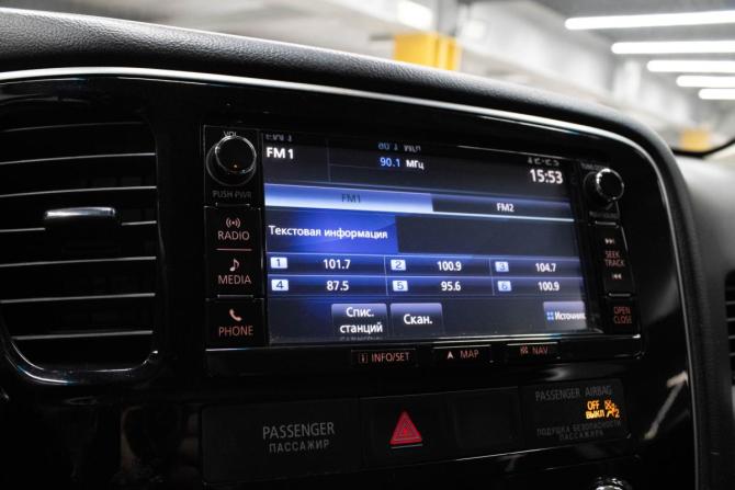Mitsubishi Outlander III Рестайлинг 2 с пробегом 2015 года, цена 1 599 000 рублей, 163372 км, внедорожник, Автокод Объявления