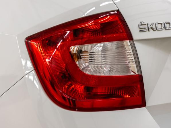 Skoda Rapid I с пробегом 2016 года, цена 1 328 000 рублей, 132476 км, лифтбек, Автокод Объявления
