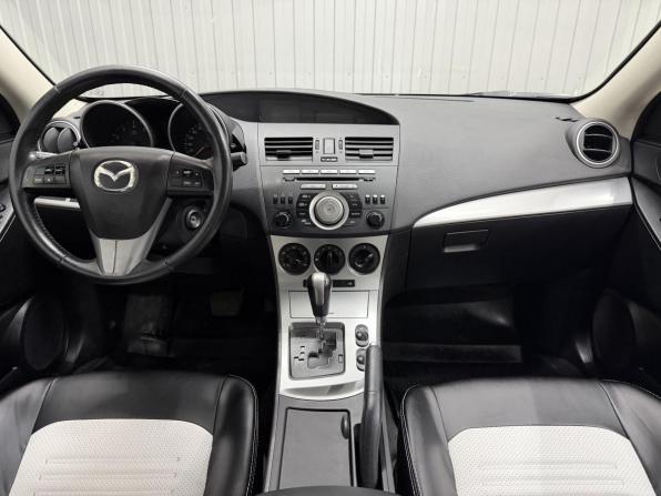 Mazda 3 II (BL) Рестайлинг с пробегом 2011 года, цена 999 000 рублей, 177480 км, седан, Автокод Объявления