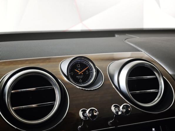 Bentley Bentayga I с пробегом 2017 года, цена 8 800 000 рублей, 99713 км, внедорожник, Автокод Объявления