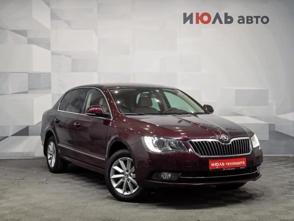 Skoda Superb II Рестайлинг с пробегом 2014 года, цена 950 000 рублей, 297873 км, лифтбек, Автокод Объявления