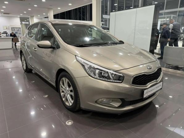 Kia Ceed II с пробегом 2013 года, цена 980 000 рублей, 147880 км, хэтчбек, Автокод Объявления