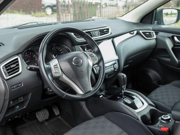 Nissan Qashqai II с пробегом 2016 года, цена 1 949 000 рублей, 98604 км, внедорожник, Автокод Объявления