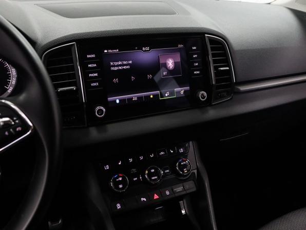 Skoda Karoq I с пробегом 2021 года, цена 2 449 000 рублей, 61308 км, внедорожник, Автокод Объявления