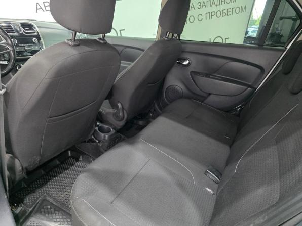 Renault Logan II Рестайлинг с пробегом 2020 года, цена 820 000 рублей, 136000 км, седан, Автокод Объявления