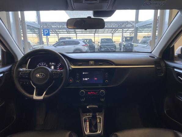 Kia Rio IV Рестайлинг с пробегом 2021 года, цена 1 695 000 рублей, 56100 км, хэтчбек, Автокод Объявления