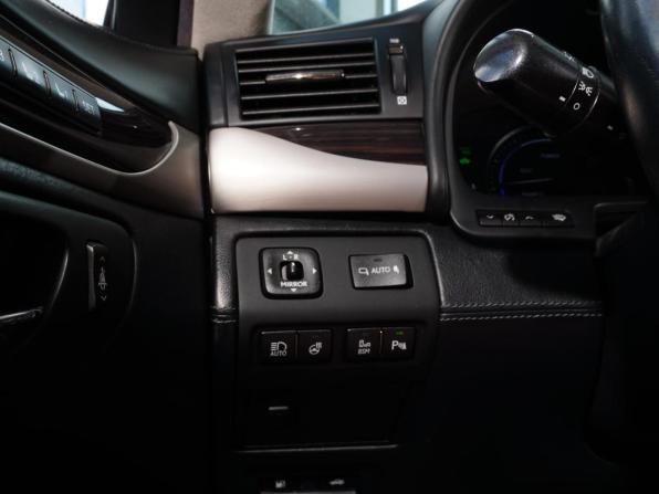 Lexus LS IV Рестайлинг 2 с пробегом 2013 года, цена 2 328 000 рублей, 232011 км, седан, Автокод Объявления