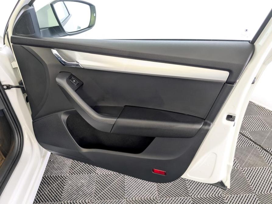Skoda Octavia III (A7) Рестайлинг Москва  - изображение 24