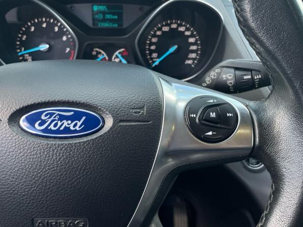 Ford Kuga II с пробегом 2015 года, цена 1 470 000 рублей, 130000 км, внедорожник, Автокод Объявления