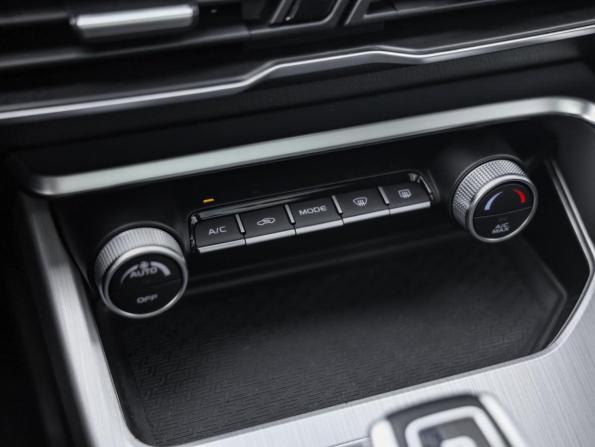 Geely Coolray I с пробегом 2021 года, цена 1 599 000 рублей, 74619 км, внедорожник, Автокод Объявления