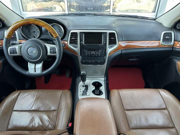 Jeep Grand Cherokee IV (WK2) с пробегом 2012 года, цена 1 552 000 рублей, 138277 км, внедорожник, Автокод Объявления