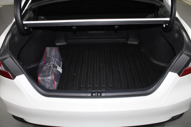Toyota Camry VIII (XV70) Рестайлинг с пробегом 2021 года, цена 3 500 000 рублей, 75362 км, седан, Автокод Объявления