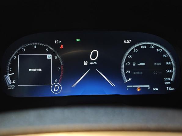Toyota RAV4 V (XA50) с пробегом 2025 года, цена 3 945 000 рублей, 50 км, внедорожник, Автокод Объявления
