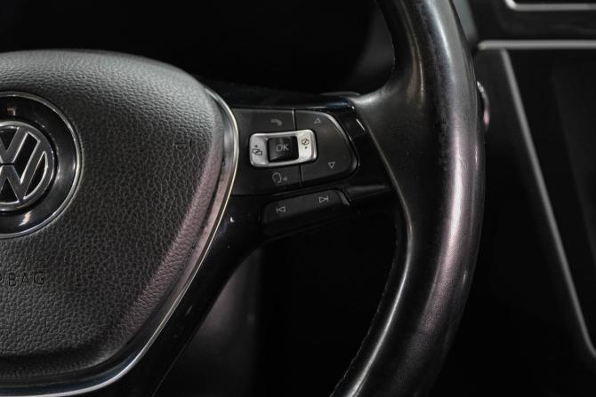 Volkswagen Tiguan II с пробегом 2018 года, цена 2 809 000 рублей, 143812 км, внедорожник, Автокод Объявления