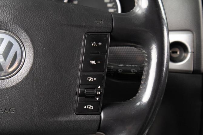 Volkswagen Touareg I с пробегом 2005 года, цена 1 049 000 рублей, 225000 км, внедорожник, Автокод Объявления