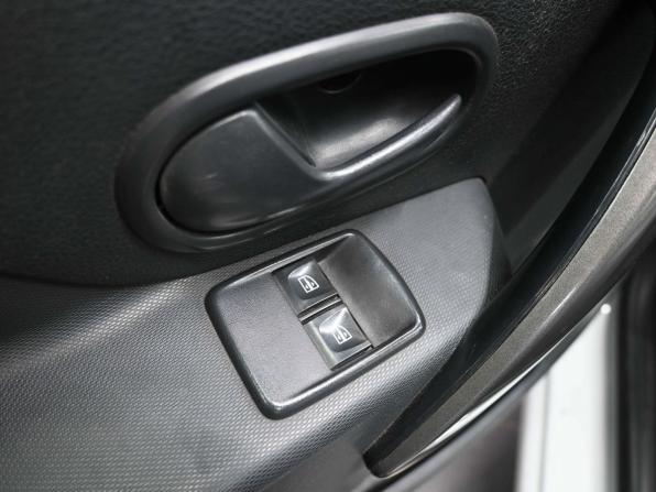 Renault Logan II Рестайлинг с пробегом 2020 года, цена 629 900 рублей, 224000 км, седан, Автокод Объявления