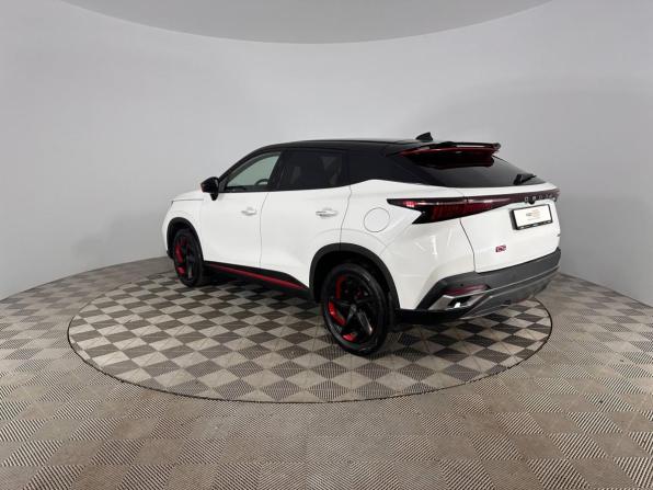Omoda C5 I с пробегом 2022 года, цена 1 407 100 рублей, 134042 км, внедорожник, Автокод Объявления