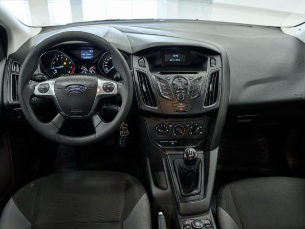 Ford Focus III с пробегом 2013 года, цена 886 000 рублей, 101846 км, седан, Автокод Объявления