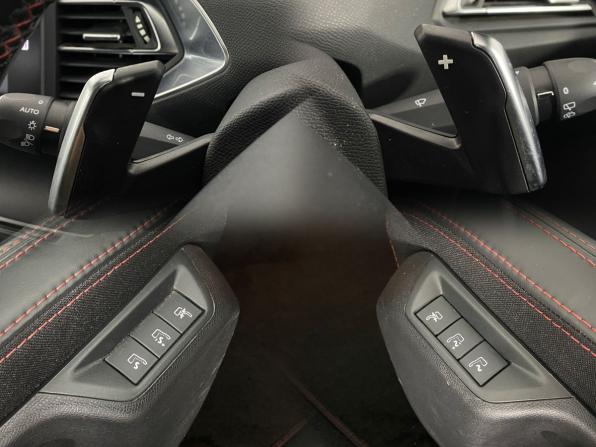 Peugeot 308 II с пробегом 2015 года, цена 899 000 рублей, 79023 км, хэтчбек, Автокод Объявления