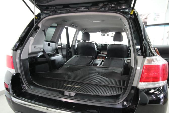 Toyota Highlander II (XU40) Рестайлинг с пробегом 2011 года, цена 2 070 000 рублей, 243361 км, внедорожник, Автокод Объявления