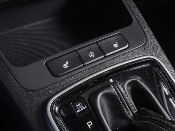 Kia Rio IV Рестайлинг с пробегом 2020 года, цена 1 629 000 рублей, 85093 км, седан, Автокод Объявления