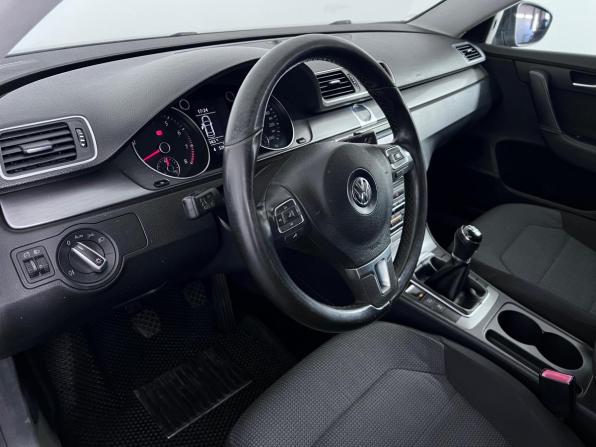 Volkswagen Passat B7 с пробегом 2011 года, цена 895 000 рублей, 200053 км, седан, Автокод Объявления